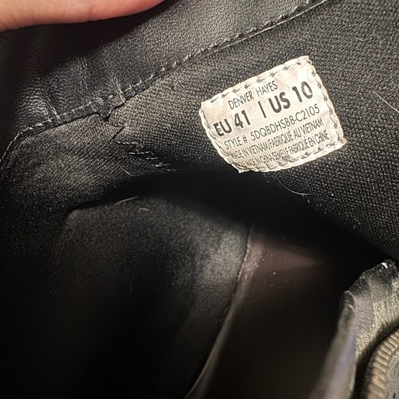 Denver Hayes Black Leather Boots - Picture 7 of 7